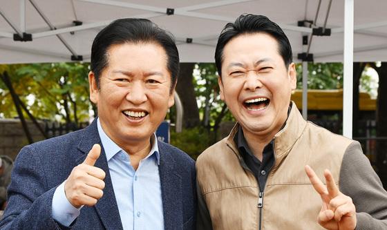 환하게 웃는 정청래·장동혁