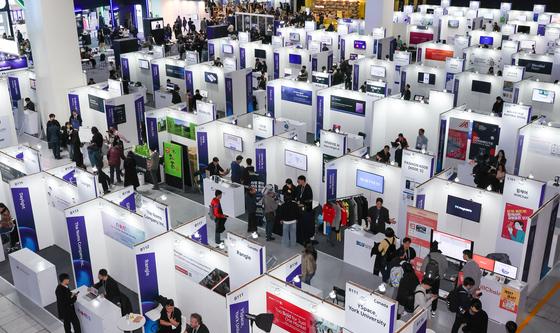 글로벌 스타트업 한자리에 '컴업 2025 개막'