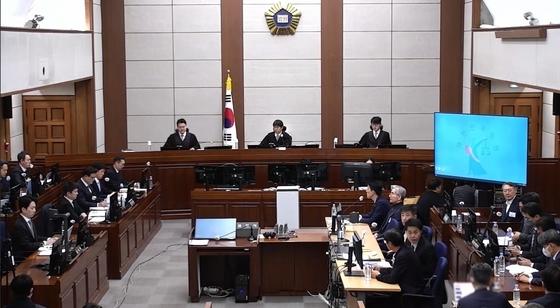 尹 '내란 우두머리' 재판 1심 결심공판