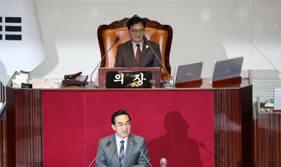 인사말하는 박홍근 장관