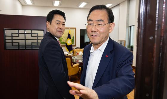 장동혁 대표 만난 주호영 국회부의장