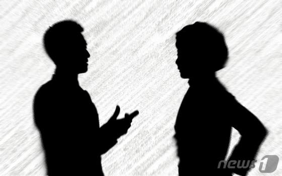 평생 남처럼 산 이복동생…어머니 사망하자 "상가·아파트 내 몫 달라"