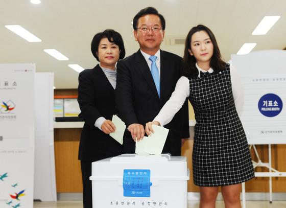 6년 전 '김부겸의 아내입니다' 눈물의 편지 쓴 부인…金 "평생 죄인"