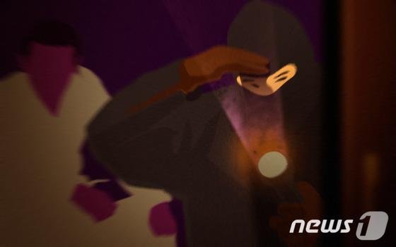 새벽 같은 식당 9차례 침입 꼭 술 1병씩 훔친 50대 '소주 도둑'