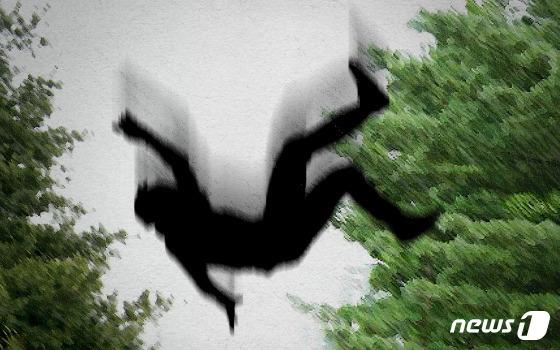 제주 수학여행 온 고등학생 한밤 숙소 8층서 추락해 사망