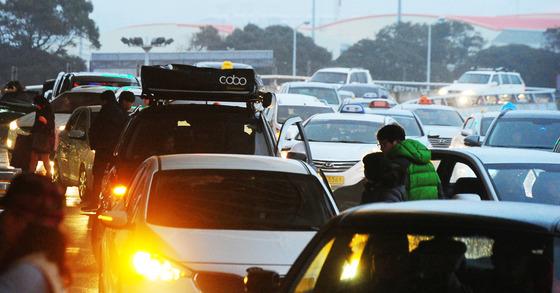 제주공항 불법 주정차 '1분' 넘으면 과태료…다음달부터 단속