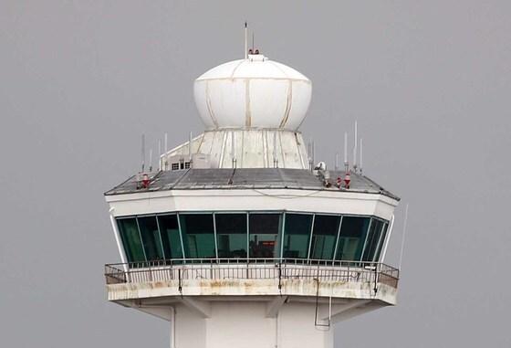 제주공항 불법청취 10대 중국인 카메라서 군사시설 사진 발견