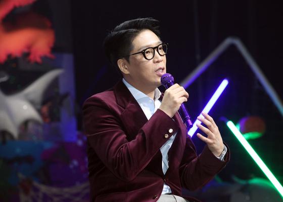 MC몽, 강호동에게 166억에 산 '신사동 빌딩' 노홍철에게 152억에 팔았다