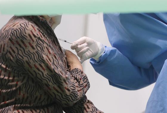 제주도 "인플루엔자·코로나19 예방접종 하세요"
