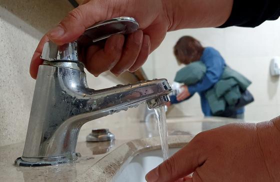 "4년간 세 번이나 올렸는데"…제주도, 상하수도 요금 또 인상한다