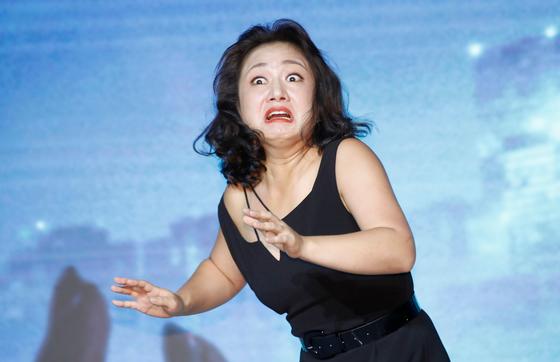 "앞에선 '사랑한다'던 XXX"…'주사 이모' 이번엔 박나래 매니저 저격