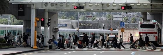 제주공항서 실탄 소지 승객 적발…김해공항 보안검색은 뚫렸나