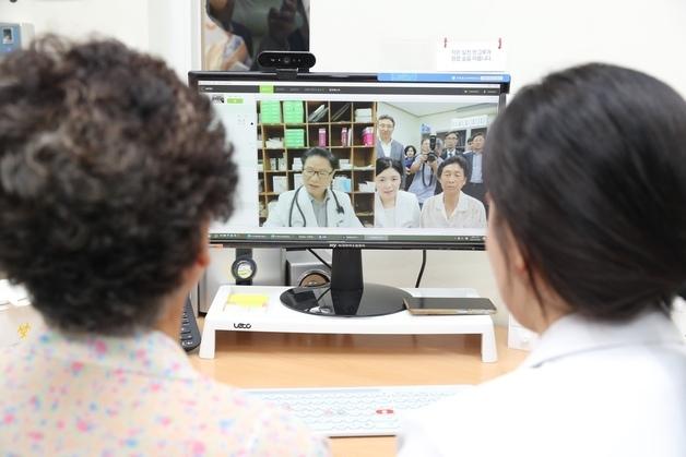 "이 나이에 무슨 병원" 했지만…원격협진이 가파도에 불러온 변화