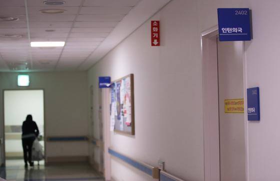 제주대병원 전공의 지원율 43%…필수과 대부분 지원자 0명