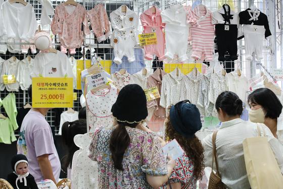  제주 육아휴직자 10명 중 4명은 '아빠'…남성 비율 처음 40% 넘어