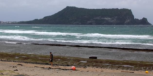 [오늘의 날씨] 제주(4일, 수)…해안 높은 물결 주의