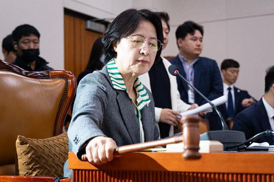 법사위, 국감 불출석 '음주소란 판사들' 與 주도 동행명령 의결