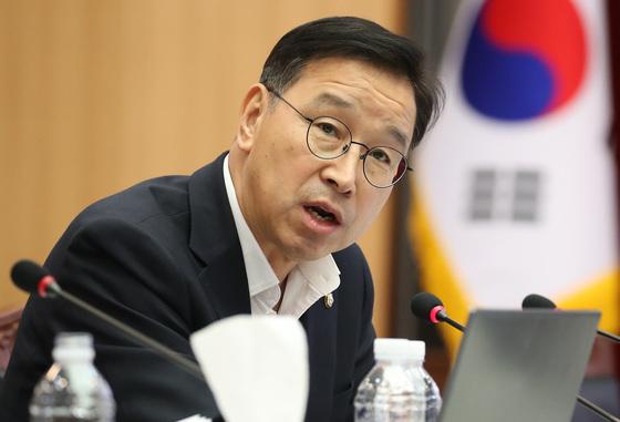 "경찰 강제진입·가해자 제재 강화"…가정폭력방지·처벌법 개정 추진