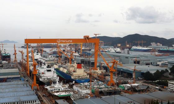 한화오션, 해군기지 있는 제주서 MRO 사업 추진할까