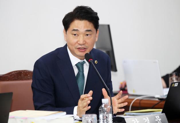 강경문 제주도의원 "비싼 제주 기름값, 근본적 개선책 필요"