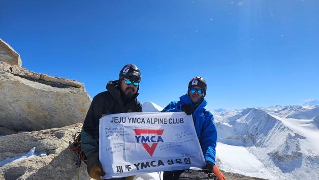 "낮에는 일, 밤에는 연습"…제주 산악인 히말라야 미답봉 세계 최초 등반