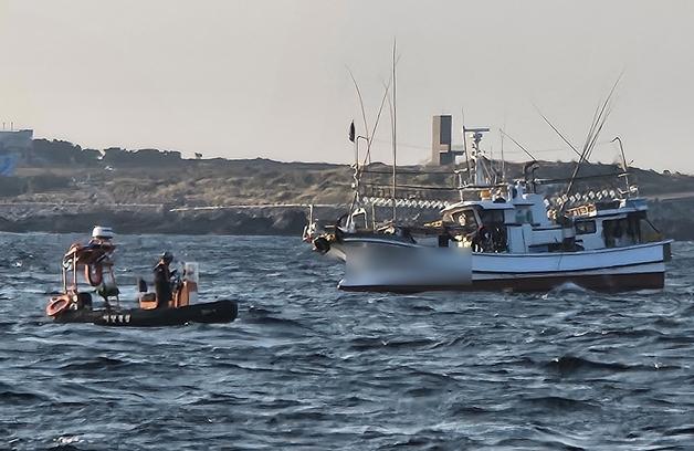 가파도 앞바다서 4.39톤급 어선, 암초와 충돌…승선원 3명 전원 구조