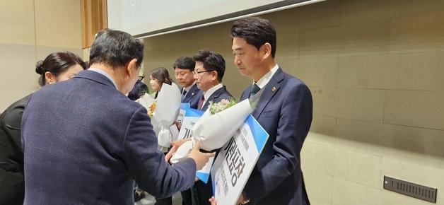 제주도의회 '청소년 대중교통 무료 실현' 자체우수상