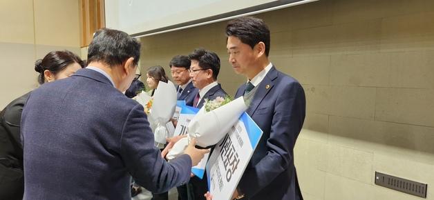 제주도의회 '청소년 대중교통 무료 실현' 자체우수상