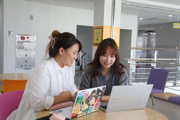 "MZ가 내 멘토라고?" 갸웃했던 소상공인들 활짝 웃었다