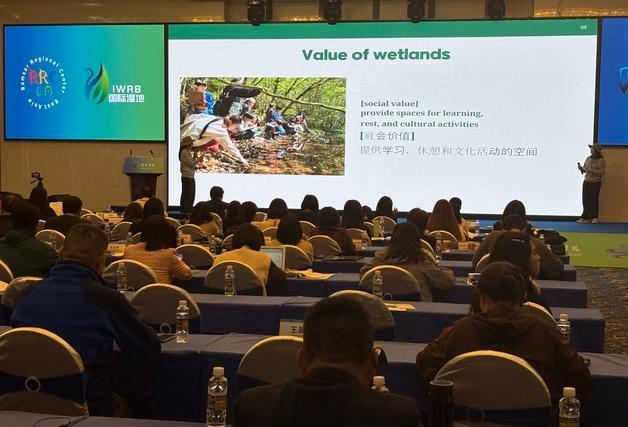 "사라져서는 안 될 공간"…제주 무릉중 습지 보전 경험 공유