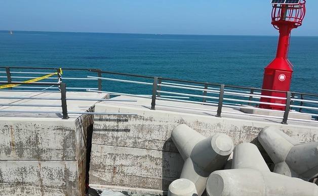 제주 고내포구 방파제가 '뚝' 끊긴 이유…30억 꿀꺽한 업체 부실공사