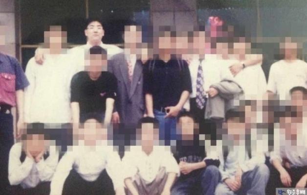 "조진웅은 욕 한번 안하던 선배…되레 일진들에 시달려 빵셔틀" 후배 증언