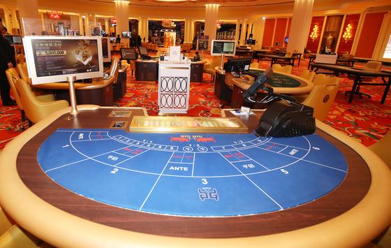 제주도민 "카지노, 경제적 기여 긍정적이지만 규제는 강화해야"