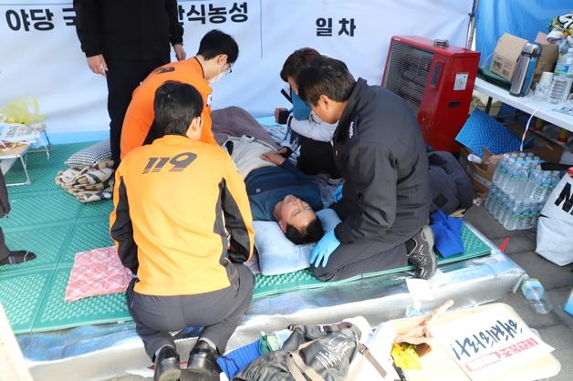 '尹 파면 촉구 단식 11일째' 위성곤, 기력 저하로 병원 이송(종합)