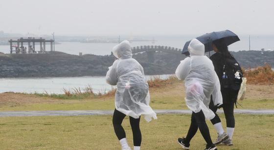 제주 육·해상에 호우·강풍·풍랑특보…10일까지 최대 250㎜ 이상 비 