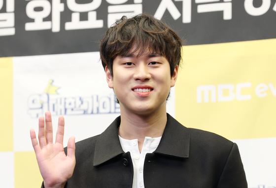 이무진 뜨는 제주월드컵경기장…제주SK, 올 시즌 최다관중 깨나