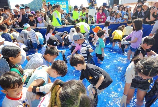 제21회 보목자리돔 축제 16~18일 개최…자리물회 1만원