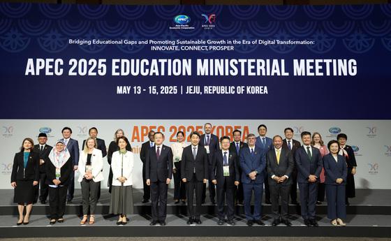 AI 교육부터 K-급식 체험까지…APEC 대표단, 제주 학교 찾는다