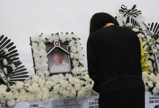 제주 중학교 교사 사망 8개월 만에 순직 인정