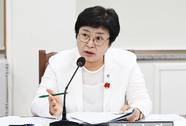 제주 초등 4학년 이상, 매년 '불균형 체형' 검사 조례 추진
