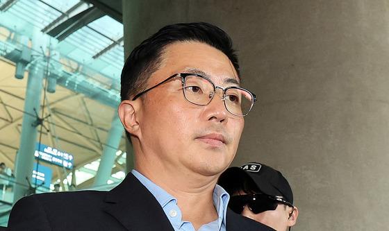 특검, '김건희 집사' 김예성 인천공항서 체포