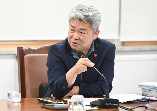 강철남 제주도의원 "지역 살리는 '로코노미' 상품 개발 시급"