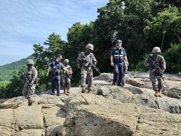 제주 고무보트 밀입국에 육군, 전남 해안선 3천㎞ 정밀 수색 정찰