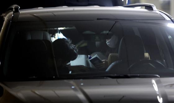 경찰, '공천헌금' 의혹 강선우 주거지 압수수색