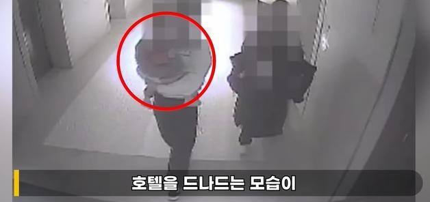 '제자와 불륜' 류중일 전 며느리 재력가 부친, 회사 직원 동원해 집에 몰카 설치