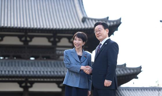 한일 정상, 나라현 문화유적지 호류지 방문