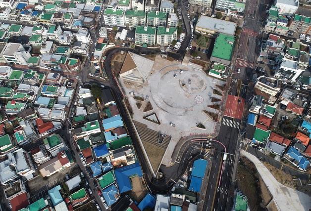'서귀포 문화광장' 10여년만 준공 앞둬…"도심형 문화·휴식 공간"