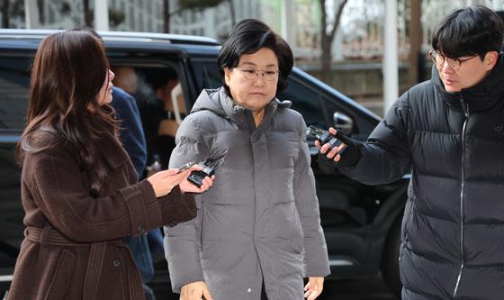 취재진 질문 받는 이혜훈 후보자