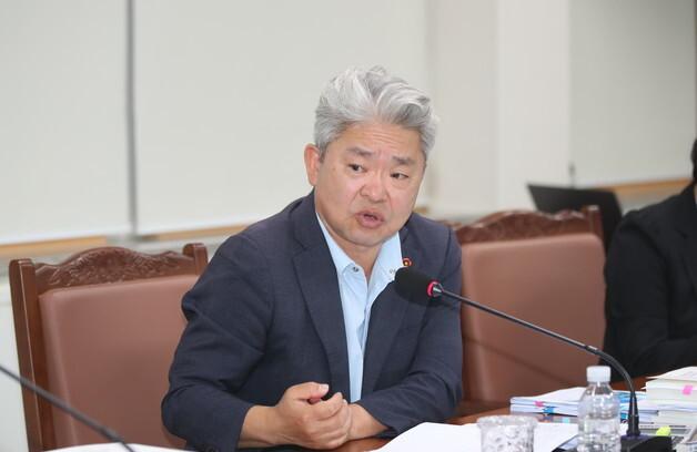 "친환경인 줄"…제주 산책로 95곳 야자매트서 미세 플라스틱 검출