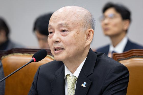제주도의회 "안창호, 4·3 김일성 배후설 철회하고 사과해야"